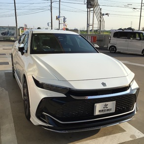 トヨタ・クラウン