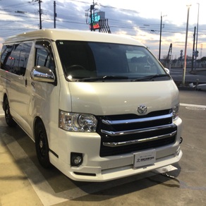 トヨタ・ハイエース (ハイルーフ・スーパーロング)