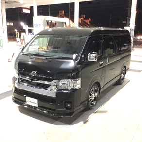 トヨタ・ハイエース(ワイド・ミドルルーフ)