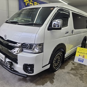トヨタ・ハイエース(ワイド・ミドルルーフ)