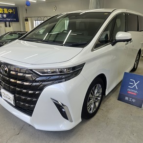 トヨタ・アルファード