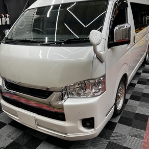 トヨタ・ハイエース (ハイルーフ・スーパーロング)