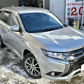 三菱・アウトランダー