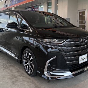 トヨタ・アルファード