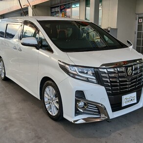 トヨタ・アルファード