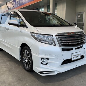 トヨタ・アルファード
