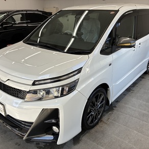 トヨタ・ヴォクシー