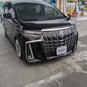 トヨタ・アルファード
