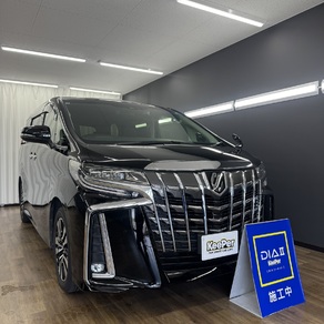 トヨタ・アルファード