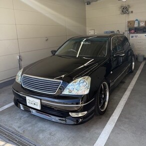 トヨタ・セルシオ