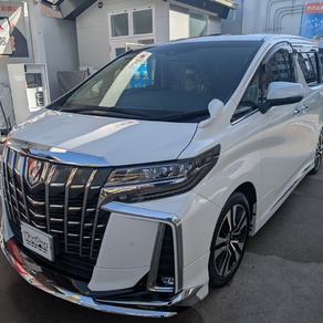 トヨタ・アルファード