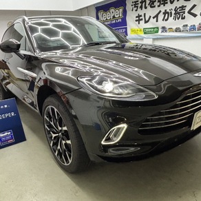 その他・アストンマーティン・DBX