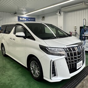 トヨタ・アルファード