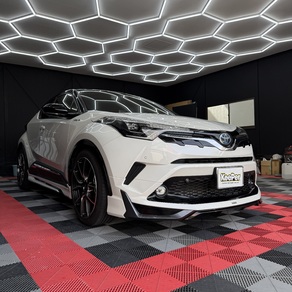 トヨタ・C-HR