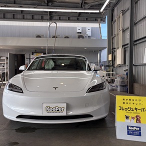 その他・テスラ・モデル３