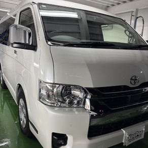 トヨタ・ハイエース(ワイド・ミドルルーフ)