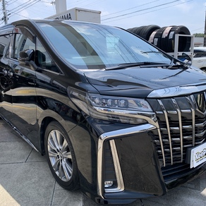 トヨタ・アルファード