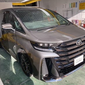 トヨタ・ヴェルファイア