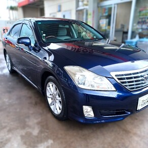 トヨタ・クラウン