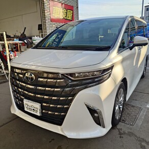 トヨタ・アルファード