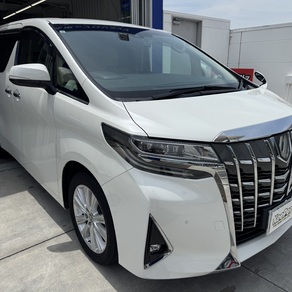 トヨタ・アルファード