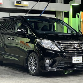 トヨタ・アルファード