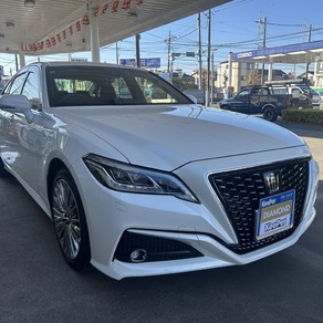 トヨタ・クラウン