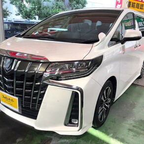 トヨタ・アルファード