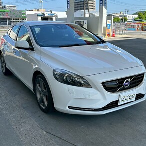 ボルボ・V40