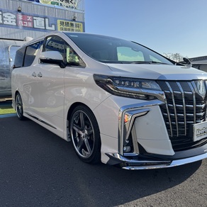 トヨタ・アルファード