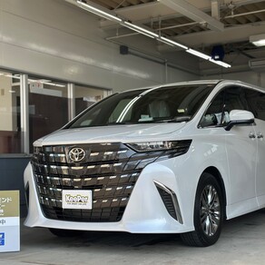 トヨタ・アルファード