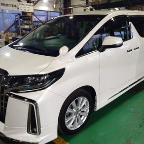 トヨタ・アルファード