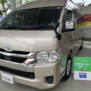 トヨタ・ハイエース (ハイルーフ・スーパーロング)