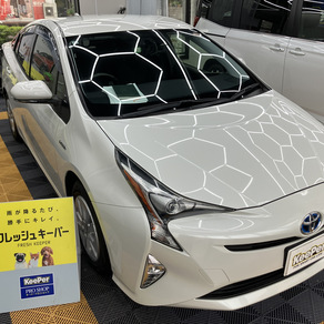 トヨタ・プリウス