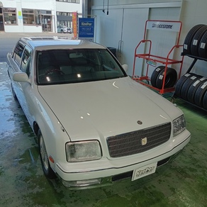 トヨタ・センチュリー