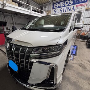 トヨタ・アルファード