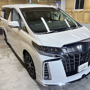 トヨタ・アルファード