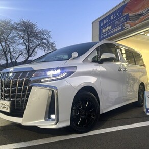 トヨタ・アルファード