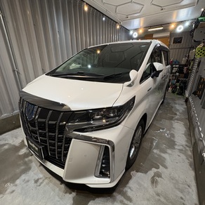 トヨタ・アルファード