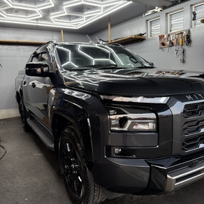 三菱・トライトン