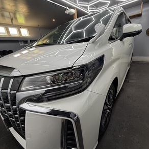 トヨタ・アルファード