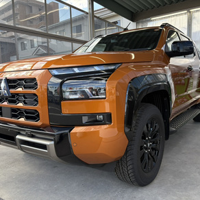 三菱・トライトン