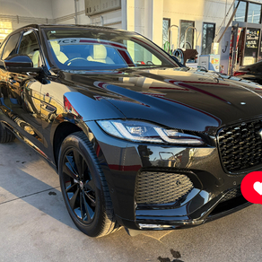 ジャガー・Fペイス