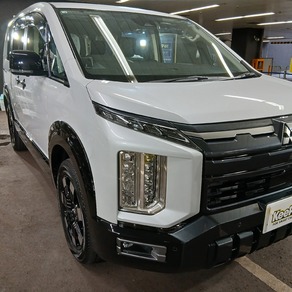 三菱・デリカ