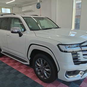 トヨタ・ランドクルーザー300