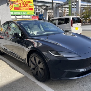 その他・テスラ・モデル３