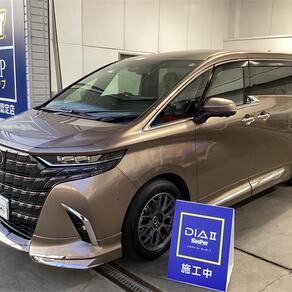 トヨタ・アルファード