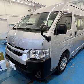 トヨタ・ハイエース (ハイルーフ・スーパーロング)