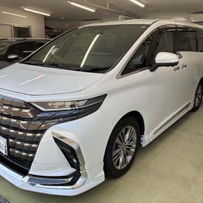 トヨタ・アルファード