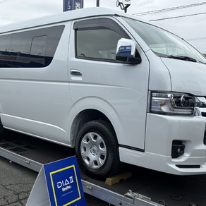 トヨタ・ハイエース(ワイド・ミドルルーフ)